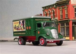 Sylvan Scale 367 O 1937 Studebaker REA Delivery Truck Resin Kit With REA Decals Undecorated