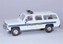 Trident 90227 HO Chevrolet Suburban Emergency Police Vehicles South Dakota Highway Patrol