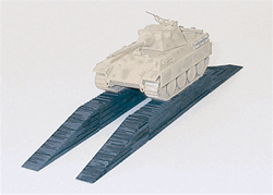 Trident 99021 HO Military Resin Structure Castings Tank Service/Undercarriage Access Ramps Pkg 2