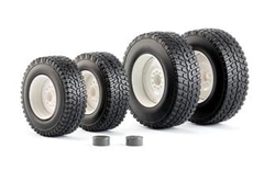 Wiking 77396 1/32 Winter Tires for Valtra T4 Series Farm Machinery 1 Set