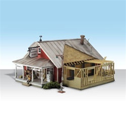 Woodland BR5031 HO Built Up Country Store Expandsion
