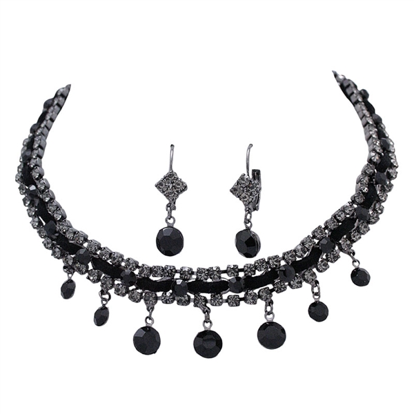 Swarovski Crystals Necklace+Earring set