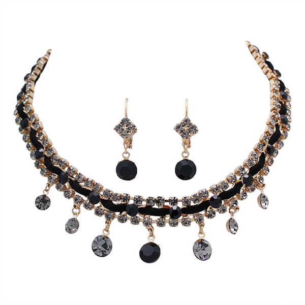 Swarovski Crystals Necklace+Earring set