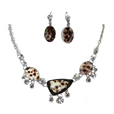 Swarovski Crystals/Tiger Shell Necklace+Earrings Set