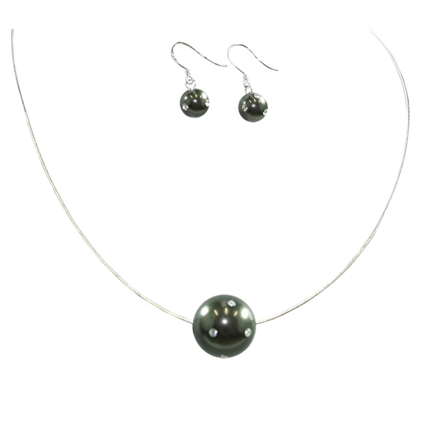 Mother of Pearl Necklace + Earring set