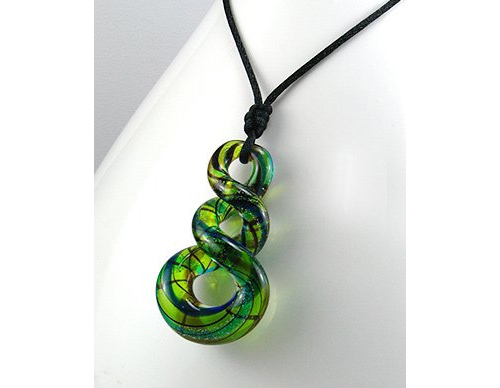Green Glass Swirl Pendant Necklace
