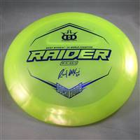 Dynamic Discs Lucid Glimmer Raider 174.8g - Ricky Wysocki "Sockibomb" Stamp