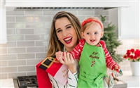 Christy Carlson Romano's Yummy Collection - Kid's Christmas Apron