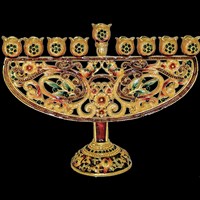 G-1086: Menorah, jeweled, 6.75"