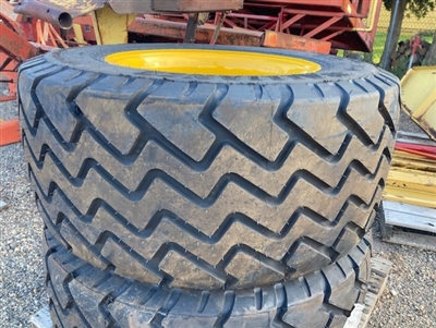 New 22.5 Conversion Rim and Tire Set