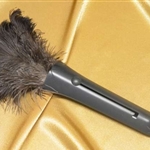 Oval Retractable Feather Duster 10.5" closed / 14" open (ALTARO14)