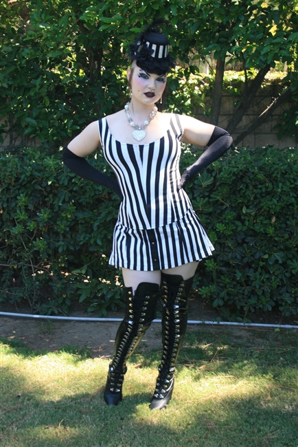 The Allie Bodice is done in our Black and White striped Fabric featuring a Zipper in the back.