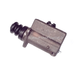 CLARK FORKLIFT MASTER CYLINDER PN 1318771