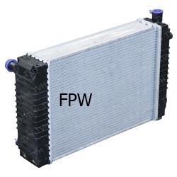 NEW HYSTER FORKLIFT PLASTIC/ALUM RADIATOR 4136464