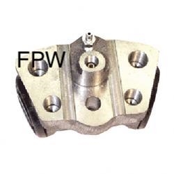 NEW NISSAN FORKLIFT WHEEL CYLINDER 44101-L9002