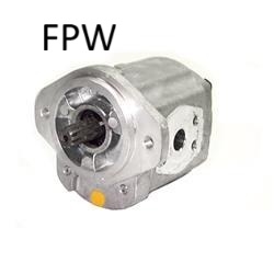 NEW TOYOTA FORKLIFT HYDRAULIC PUMP 67110-22020-71
