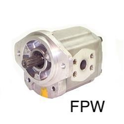 NEW TOYOTA FORKLIFT HYDRAULIC PUMP 67110-23871-71
