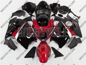 Suzuki GSX-R 1300 Hayabusa Candy Red/Black Fairings