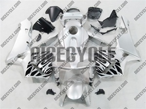 Honda CBR 600RR Black Tribal on Silver Fairings