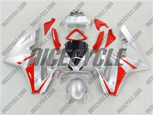 Silver/Red Triumph Daytona 675 Fairing