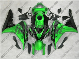 Honda CBR 1000RR Green Metallic/Black Fairings