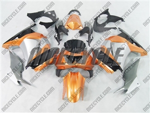 Ninja 250R Metalic Orange/Silver Fairings