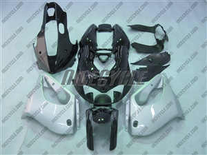 Yamaha YZF 1000 Thunderace Silver/Black Fairings