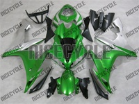 Yamaha YZF-R1 Psycho Green/Silver Fairings