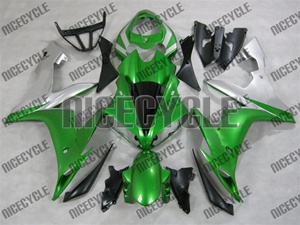 Yamaha YZF-R1 Psycho Green/Silver Fairings