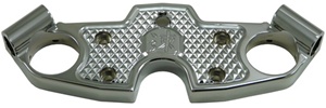 Diamond Cut Triple Chrome Solid Top Busa Clamp (99-Present), Engraved with Speed Symbol (product code: CA4268)