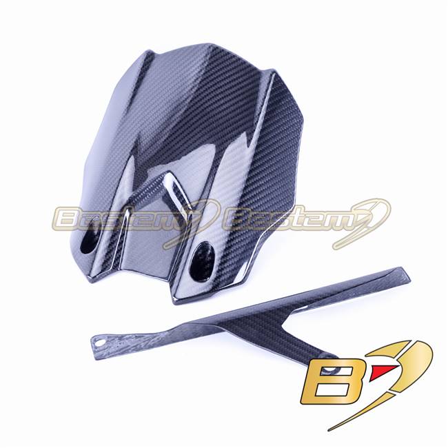 Yamaha YZF-R1 Carbon Fiber Rear Hugger+Chain Guard