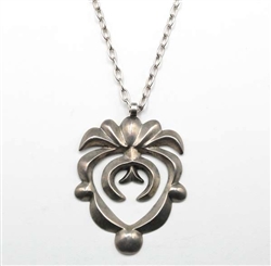 BEAUTIFUL VINTAGE NAVAJO SANDCAST PENDANT