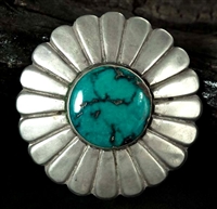 LOVELY VINTAGE BISBEE TURQUOISE PIN