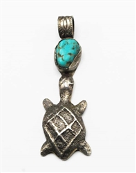 Leo Coriz Kewa Silver & Turquoise Turtle Pendant