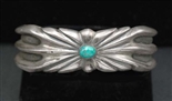 PRETTY VINTAGE NAVAJO SANDCAST BRACELET