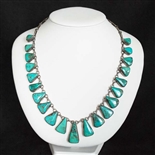 LOVELY NAVAJO JULIA MARTINEZ TURQUOISE NECKLACE