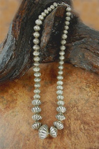 FLUTED SILVER BEAD NECKLACE