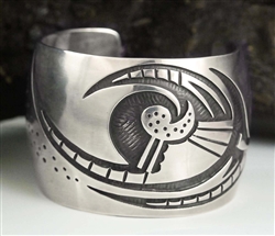 STUNNING MANUEL HOYUNGOWA HOPI BRACELET