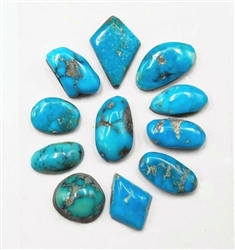 NATURAL MORENCI TURQUOISE CABOCHONS 35 cts