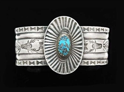 WONDERFUL EARLY NAVAJO DEER STAMP BRACELET