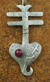 JACK AND MARY TOM HEART PENDANT