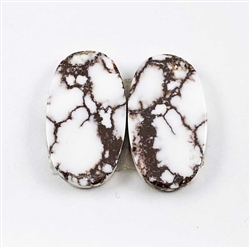 WILD HORSE MAGNESITE CABOCHON 36 CTS