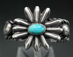VINTAGE HEAVY TWIST WIRE TURQUOISE BRACELET