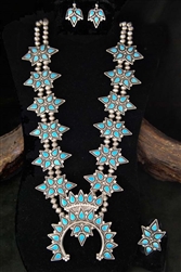 STUNNING ZUNI ADELINE YAWAKIA NECKLACE SET