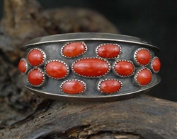 LOVELY ALBERTO CONTRERAS CORAL BRACELET