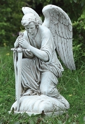 13.25" KNEELING MALE ANGEL