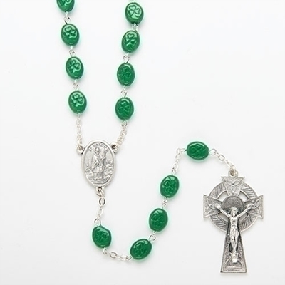 ST. PATRICK ROSARY WITH VELVET BOX