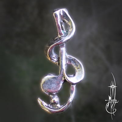 Fermata Pendant