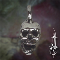 Skull of Aw Amulet