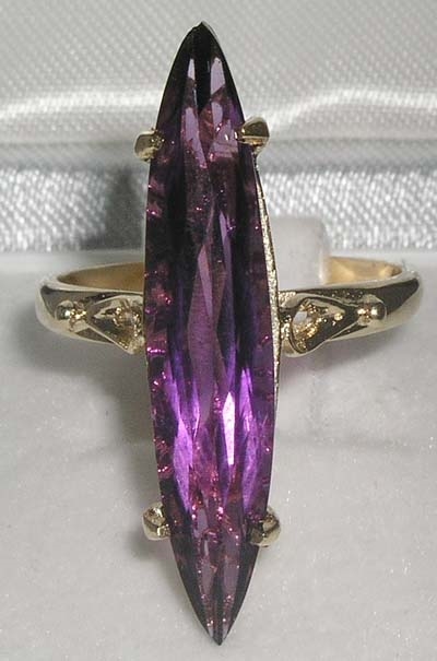 Impressive 9K Yellow Gold Marquise Cut Amethyst Solitaire Ring